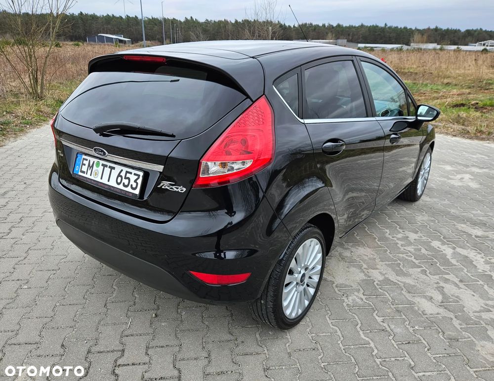 Ford Fiesta 1.4 Titanium - 18