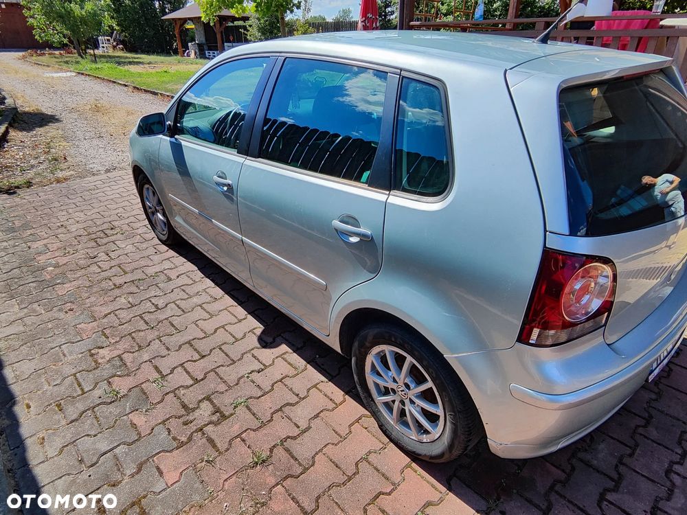 Volkswagen Polo - 4