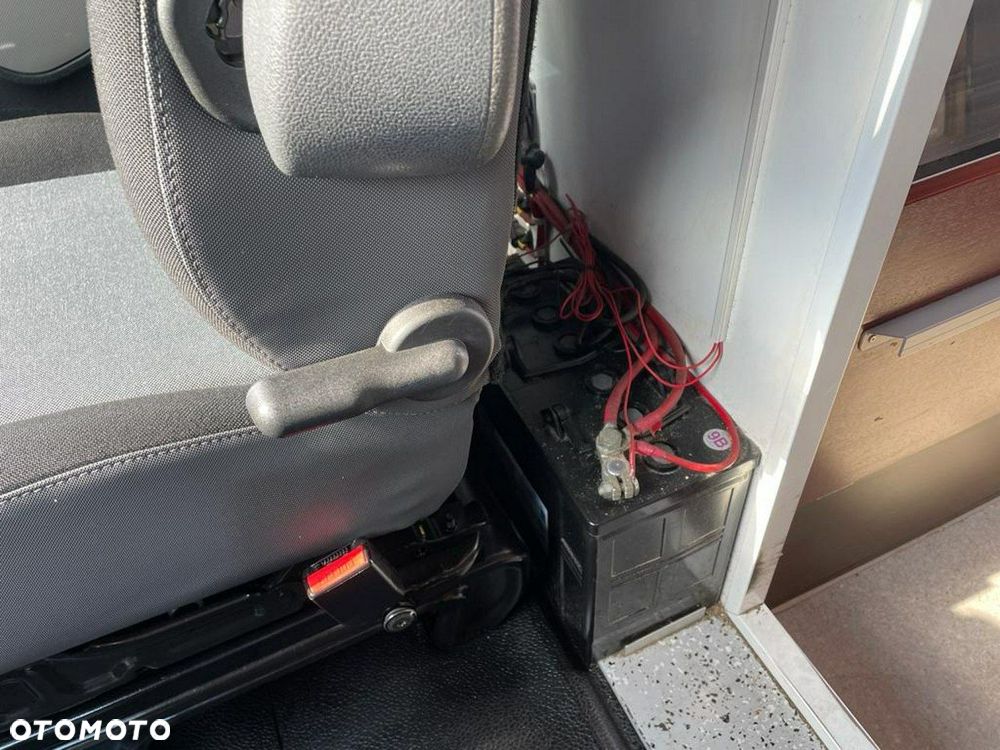 Renault Master - 25