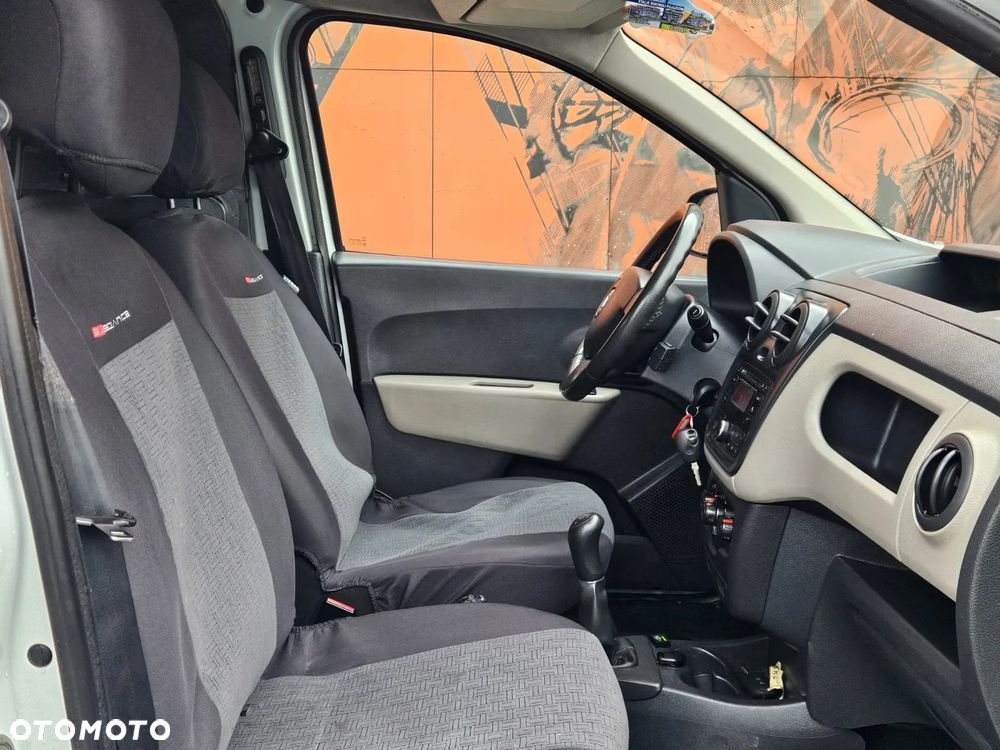 Dacia Dokker - 10