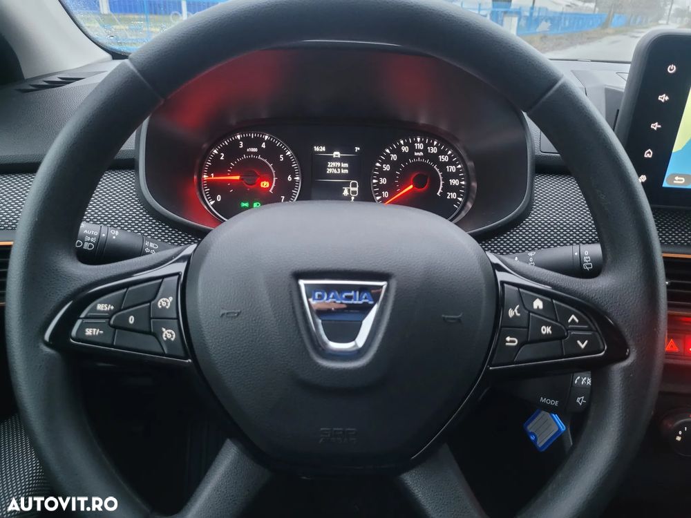 Dacia Sandero Stepway TCe 90 MT6 Comfort - 16