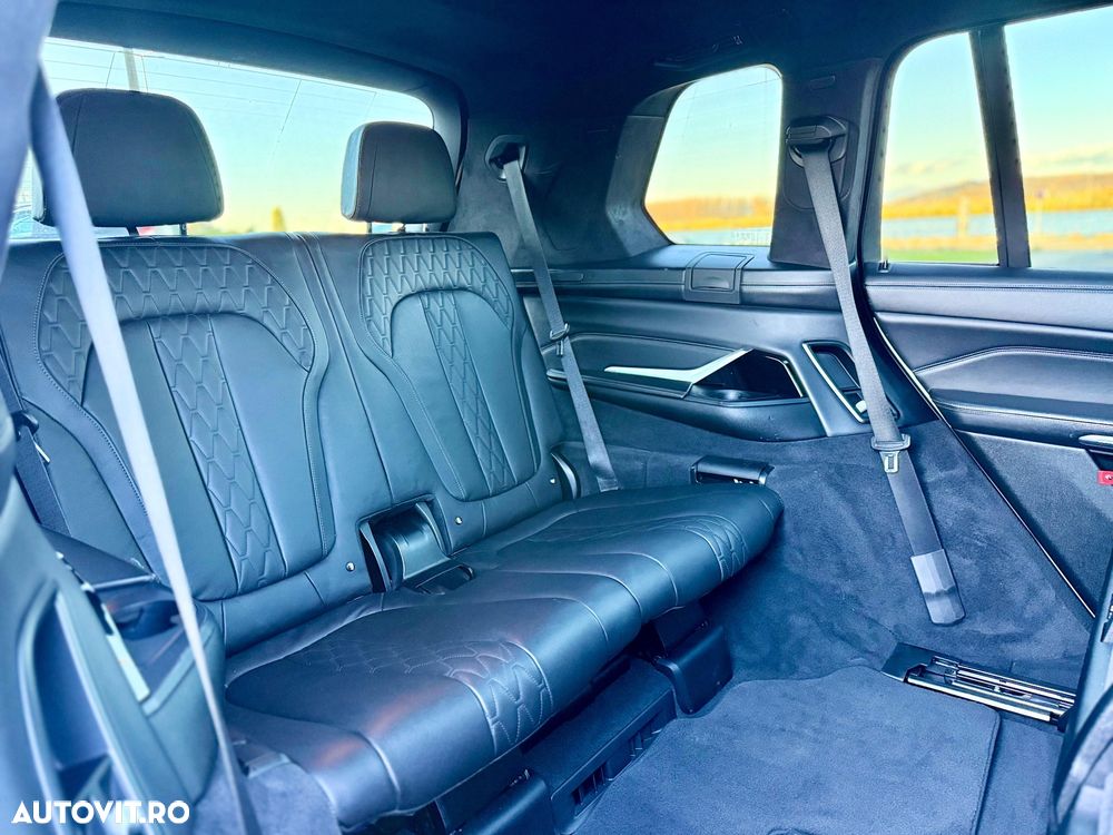 BMW X7 xDrive30d - 19