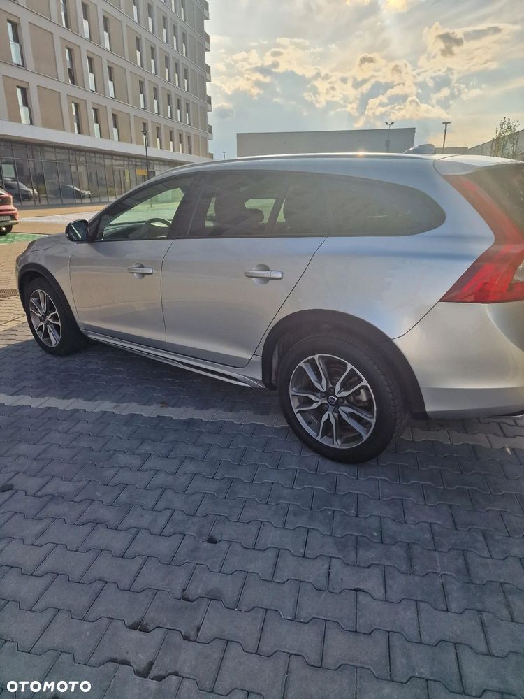 Volvo V60 Cross Country T5 Geartronic Momentum - 7