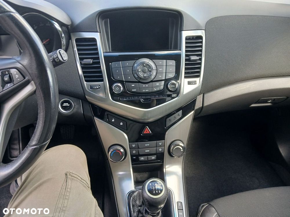 Chevrolet Cruze 2.0 D LT - 21