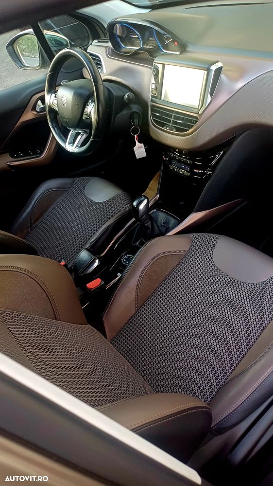 Peugeot 2008 1.6 VTi Allure - 8