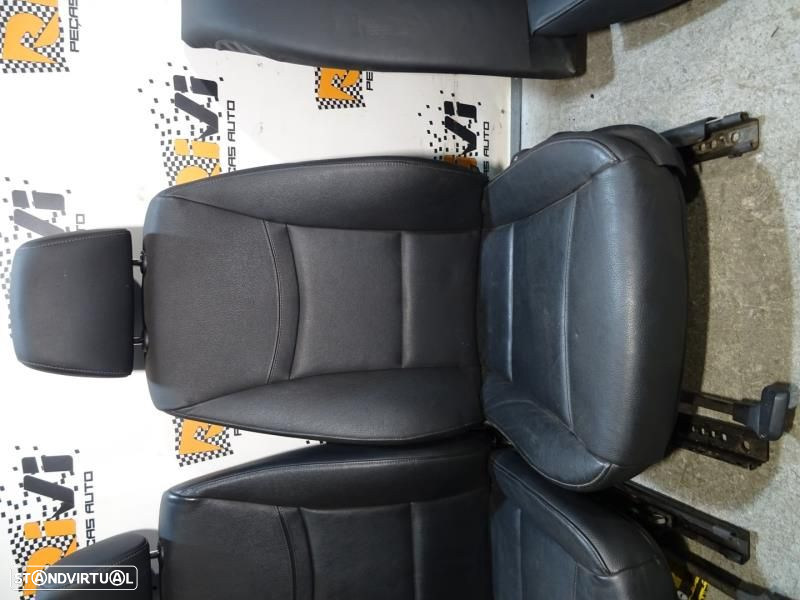 Bancos BMW Serie 3 E90 em Pele - 5