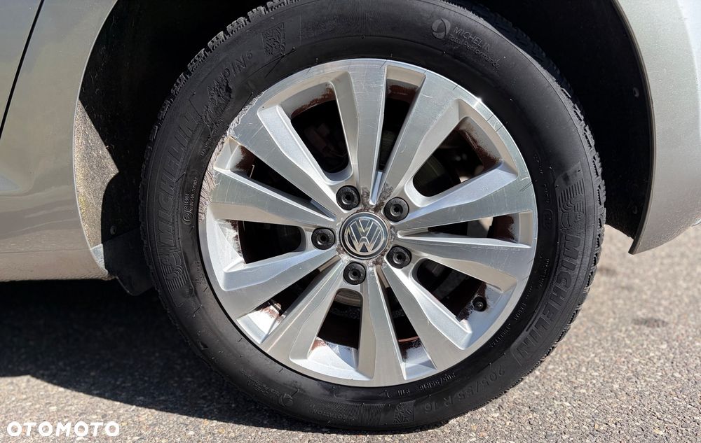 Volkswagen Golf 1.6 TDI BlueMotion Technology DSG Lounge - 18