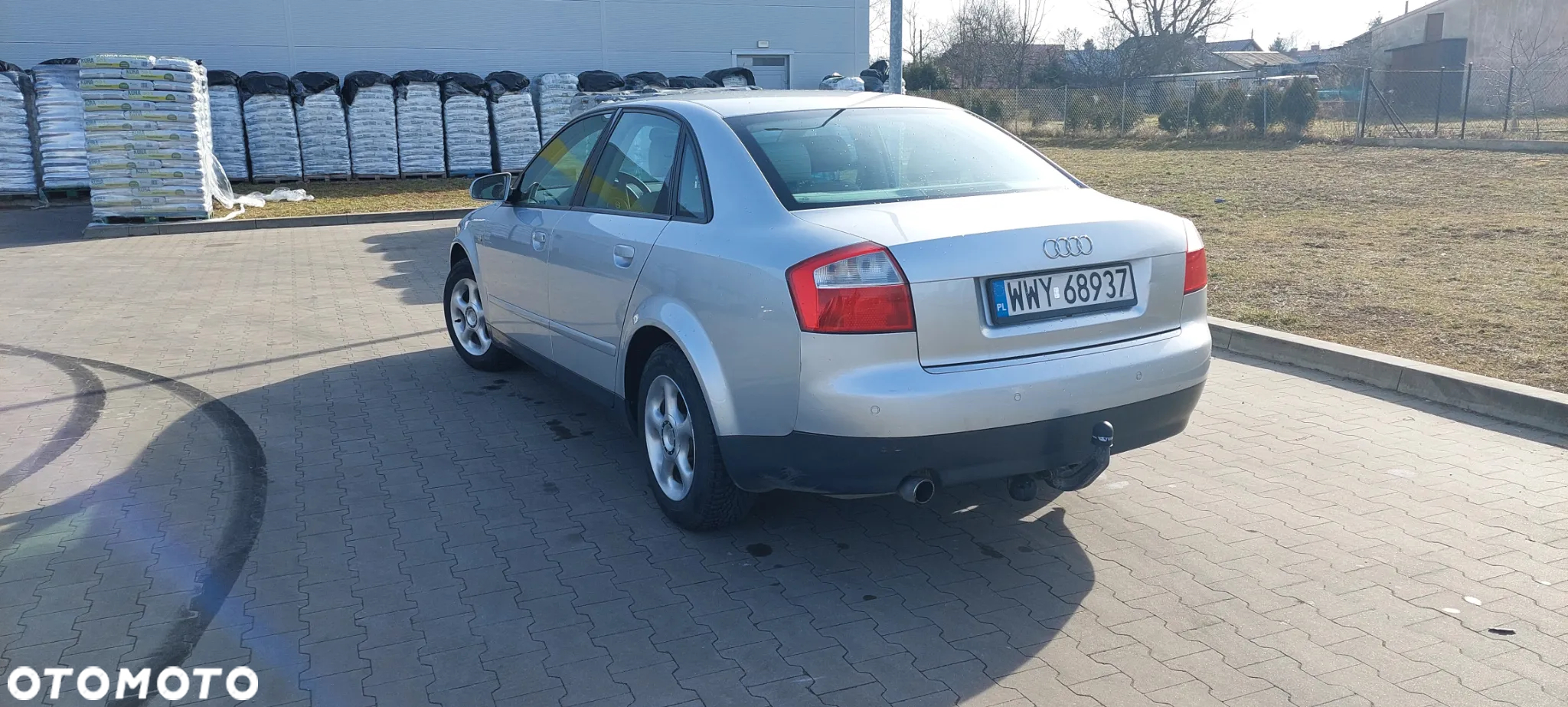Audi A4 1.6 - 11