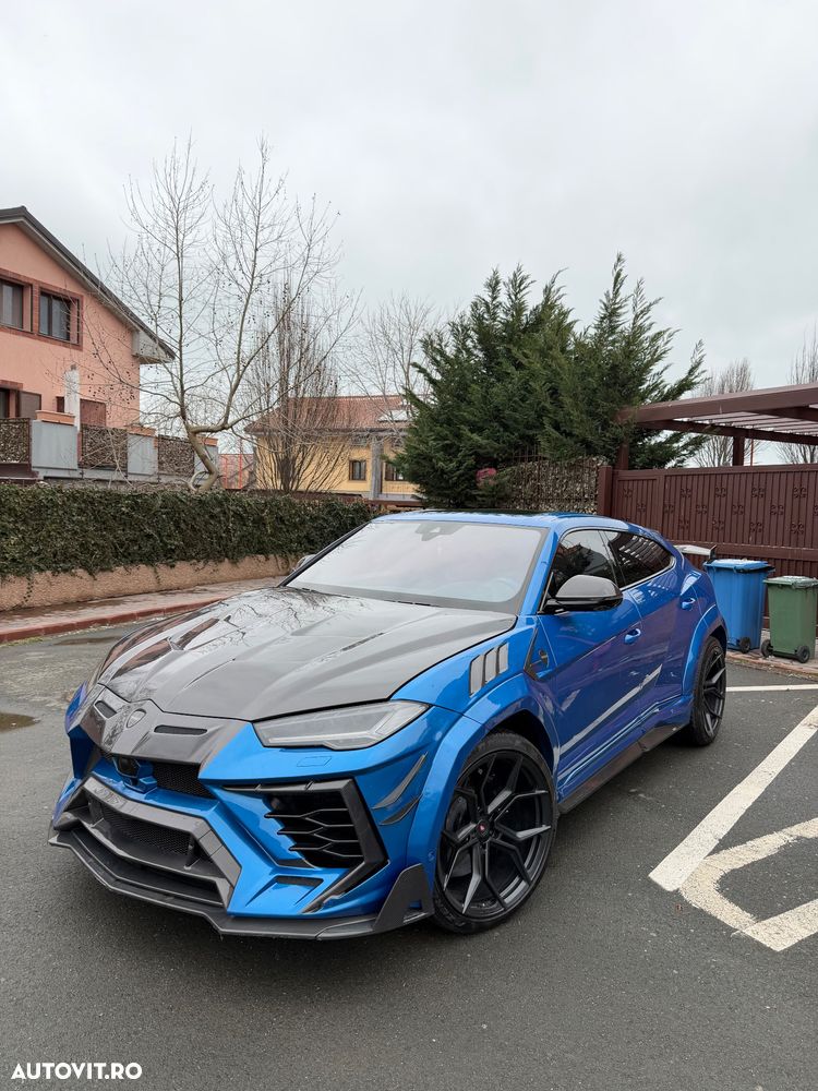 Lamborghini URUS - 1