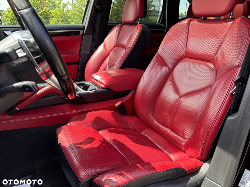 Porsche Cayenne Diesel Platinum Edition - 19