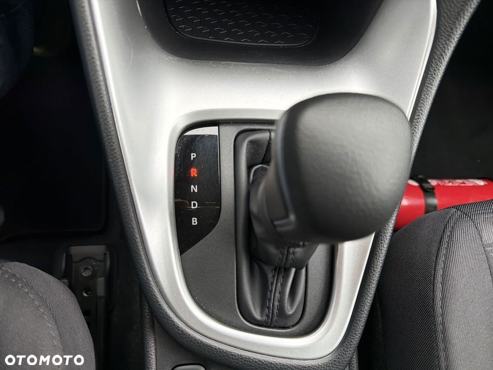 Toyota Yaris - 20
