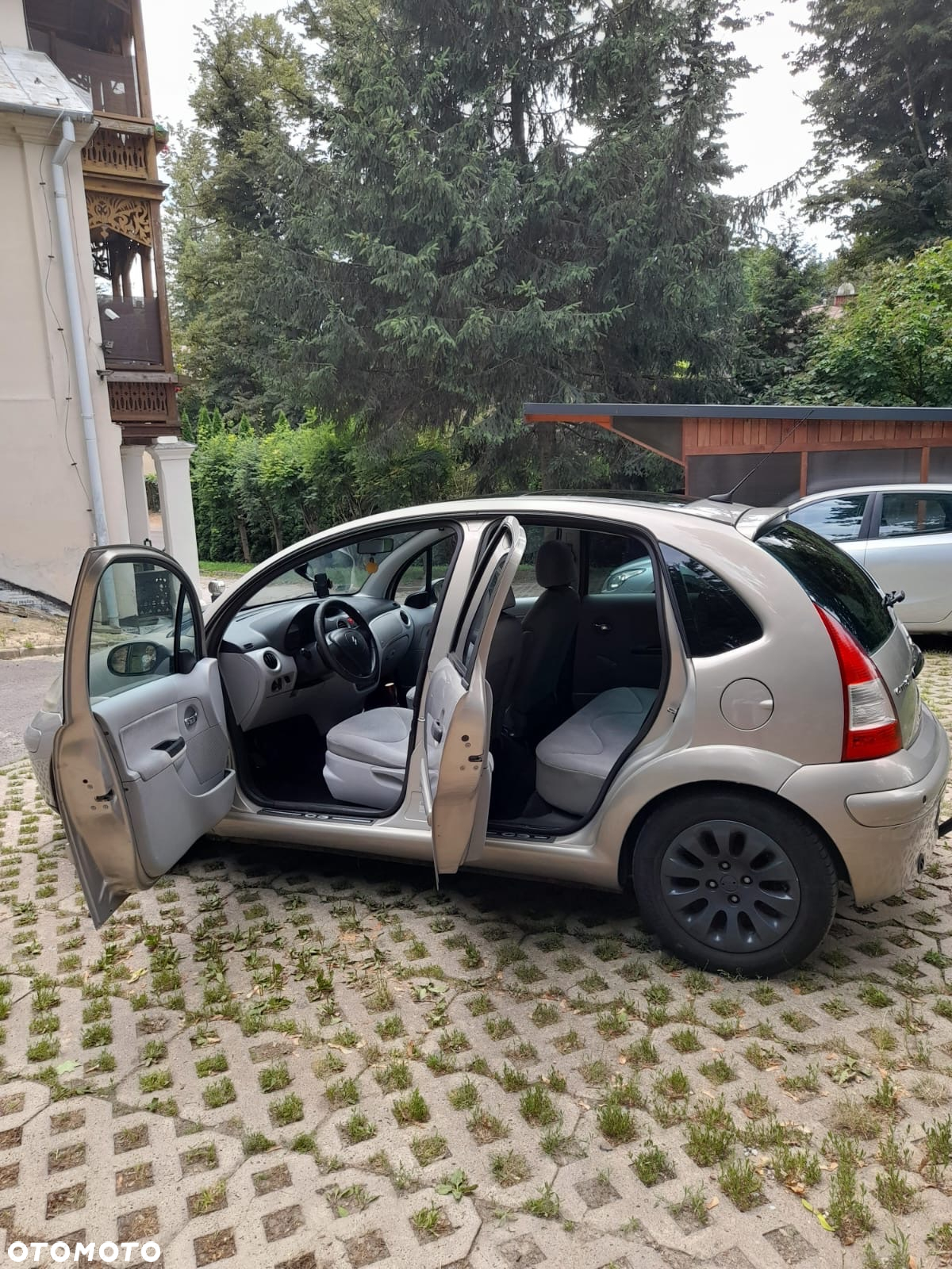 Citroën C3 1.4i 16V Impress Luxe - 3
