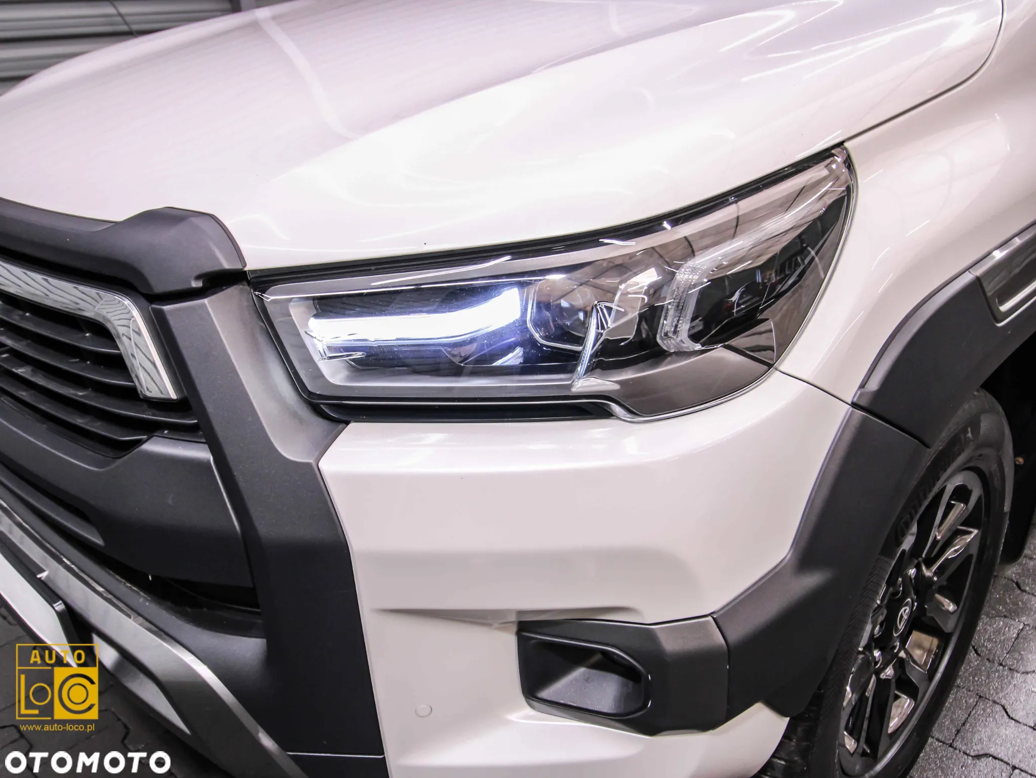 Toyota Hilux 2.8 D-4D Double Cab Invincible 4x4 - 34