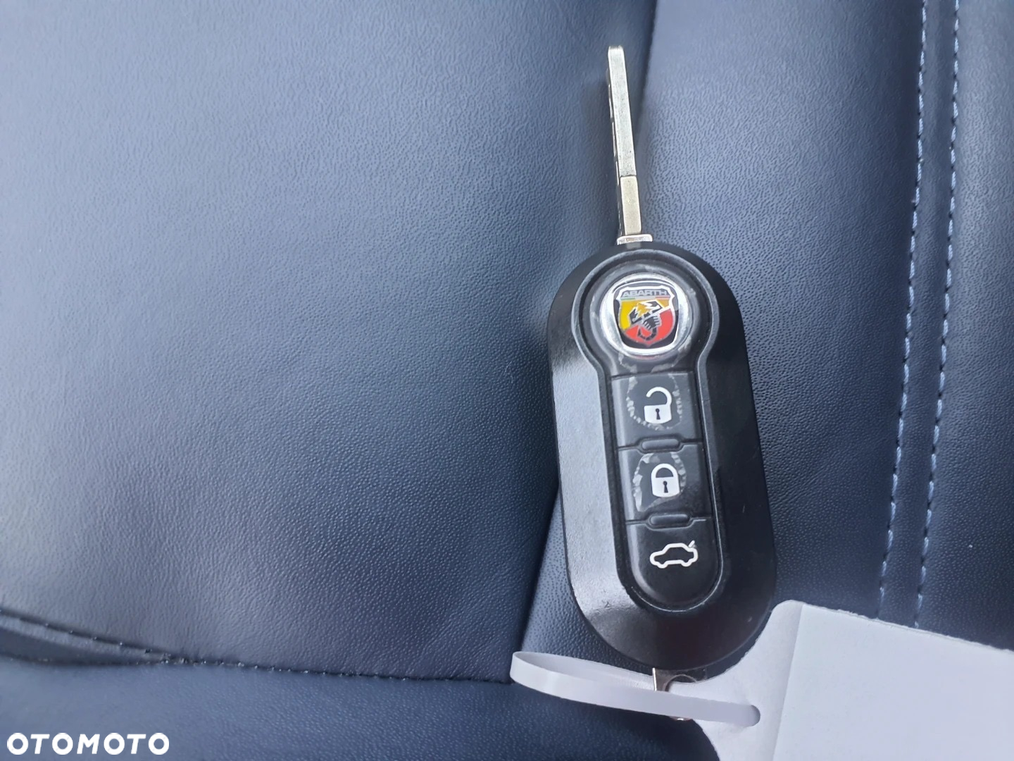 Fiat 500 695 Abarth Rivale - 8