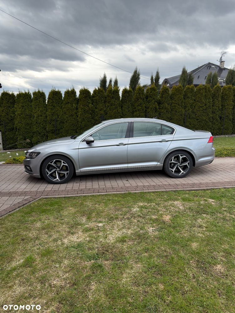 Volkswagen Passat 2.0 TSI 4Mot Elegance DSG - 2