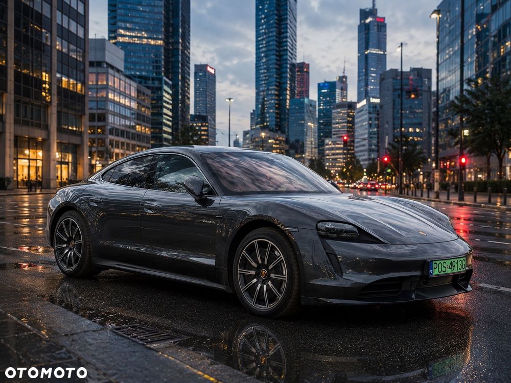 Porsche Taycan Turbo - 37
