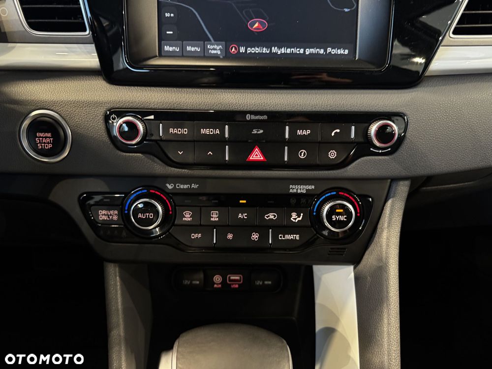 Kia Niro - 26