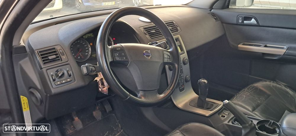 Volvo V50 2.0 D Nível 2 - 7