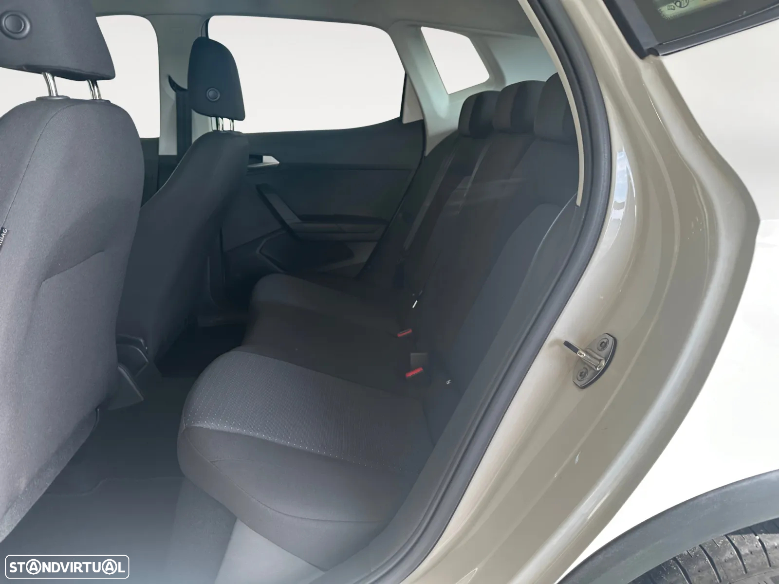SEAT Arona 1.0 TSI Style DSG - 15