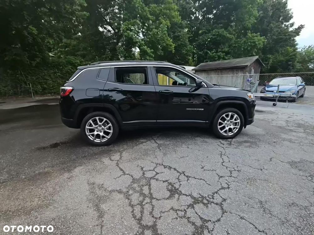 Jeep Compass - 4