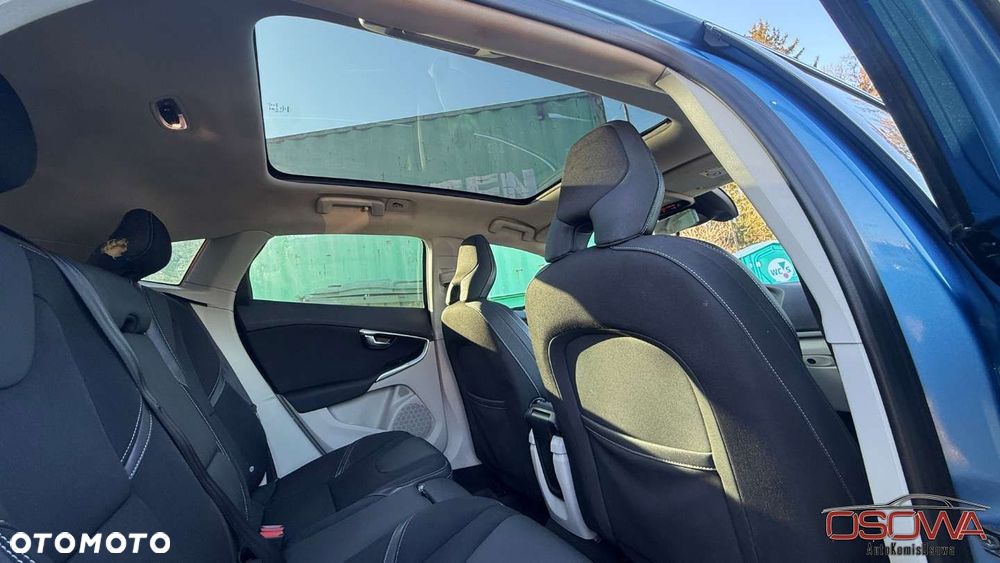 Volvo V40 D3 Drive-E Summum - 35