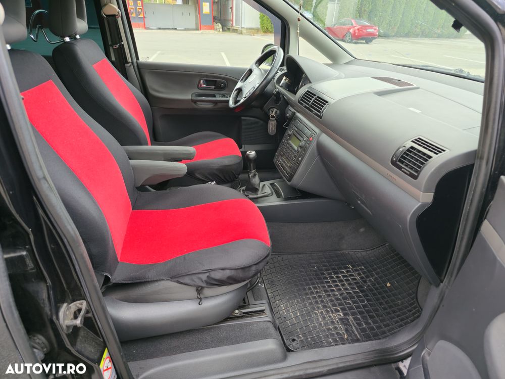 Volkswagen Sharan 1.9 TDI Comfortline Family - 15