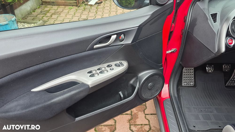 Honda Civic 1.8 TypeS Plus - 15