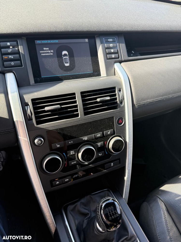 Land Rover Discovery Sport - 16