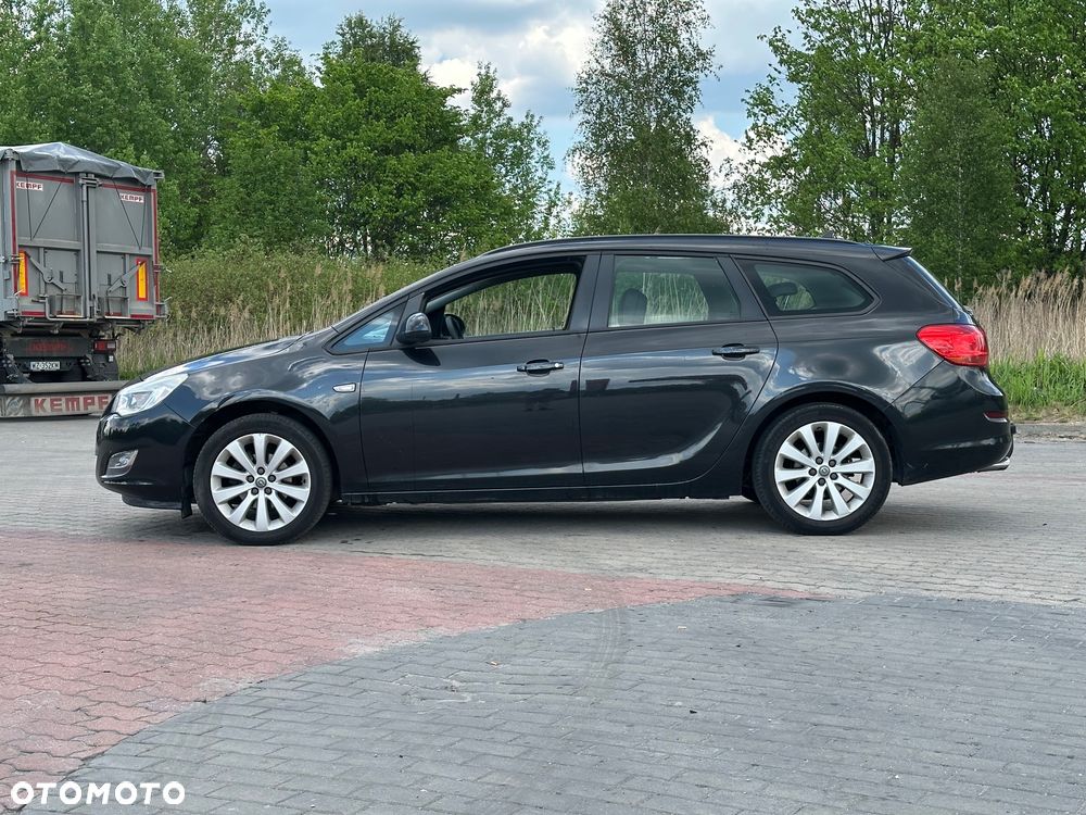 Opel Astra 1.4 T Cosmo - 7