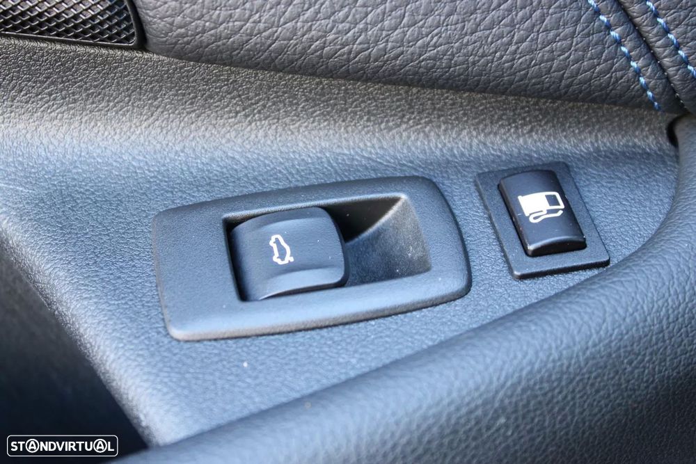 BMW 520 e Pack M - 18