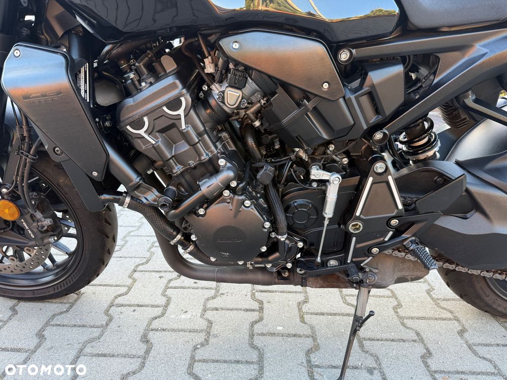 Honda CB - 25