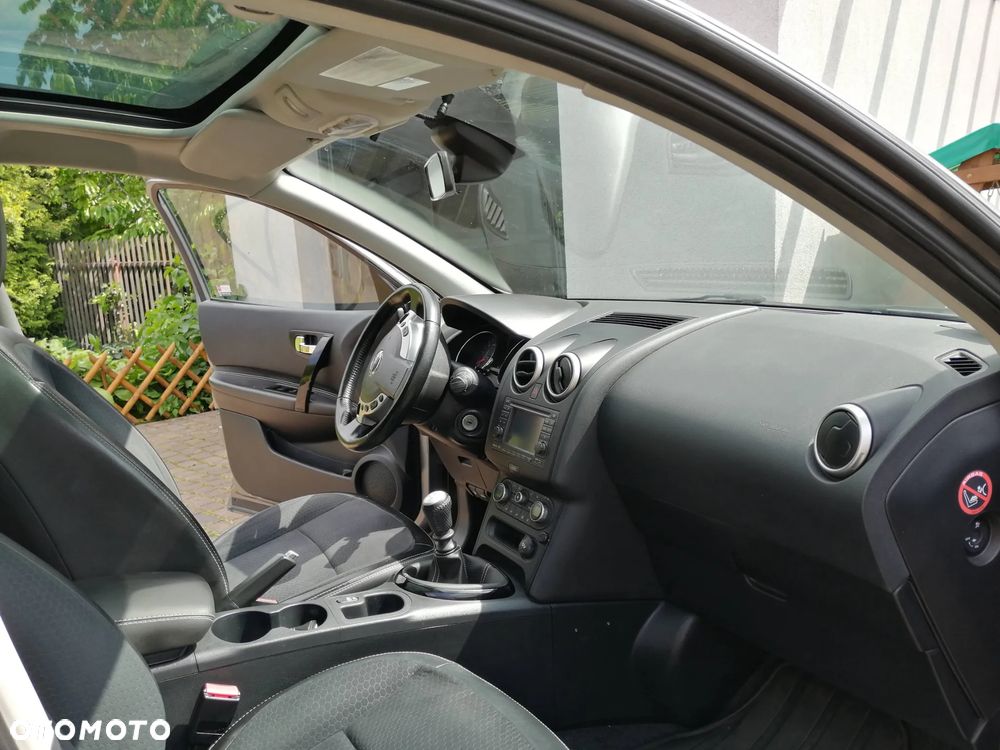 Nissan Qashqai+2 - 15