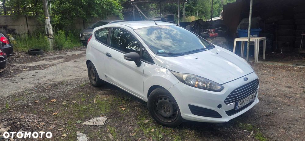 Ford Fiesta - 2