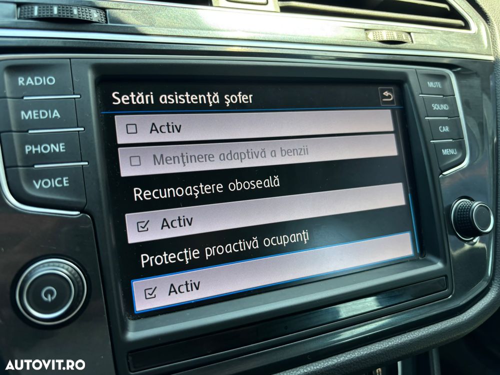 Volkswagen Tiguan - 28