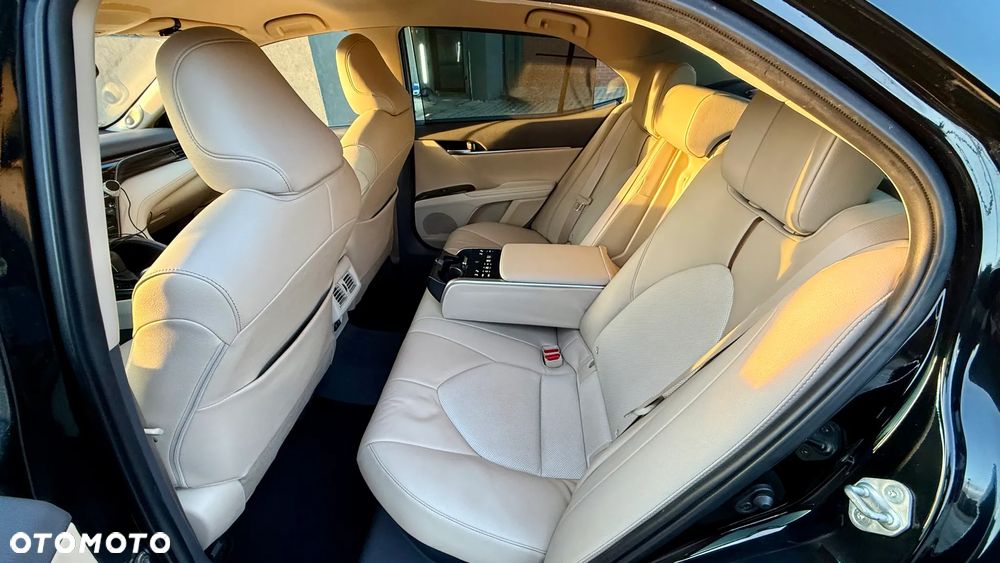 Toyota Camry 2.5 Hybrid Executive CVT - 5