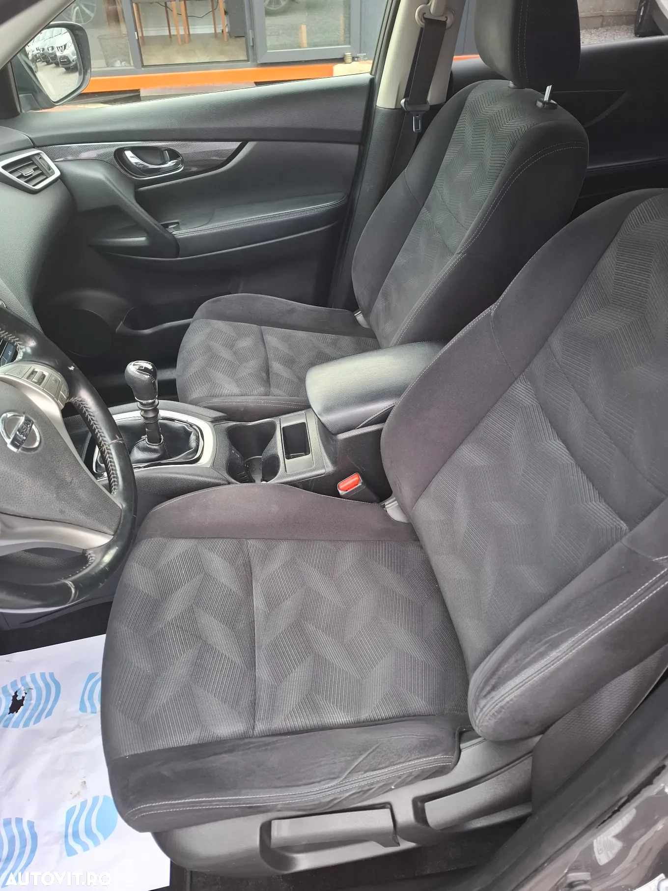 Nissan X-Trail 1.6 dCi N-Connecta - 25