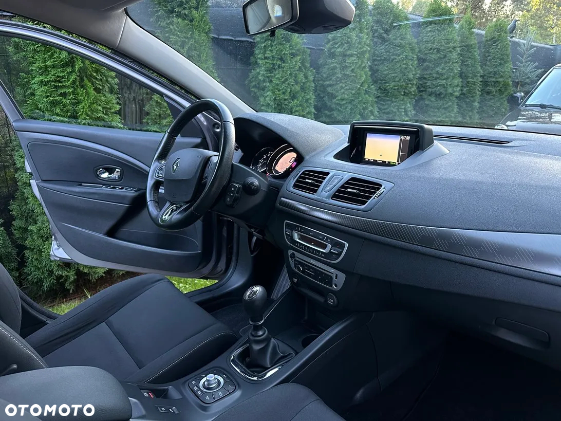 Renault Megane Grandtour ENERGY TCe 115 Start & Stop Bose Edition - 20