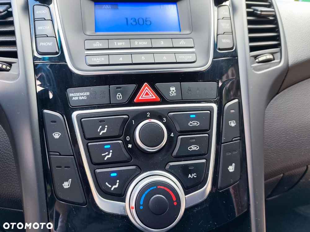 Hyundai i30 - 17