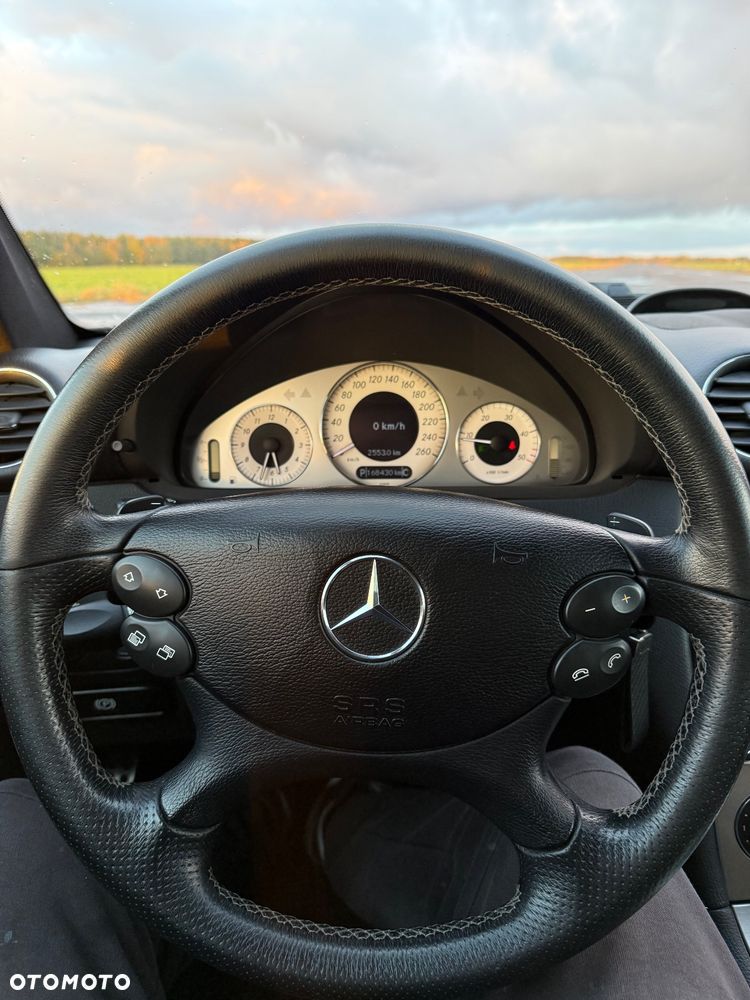 Mercedes-Benz CLK - 16