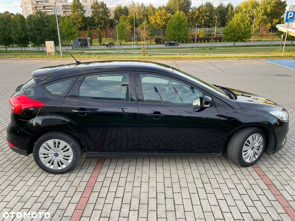 Ford Focus - 4