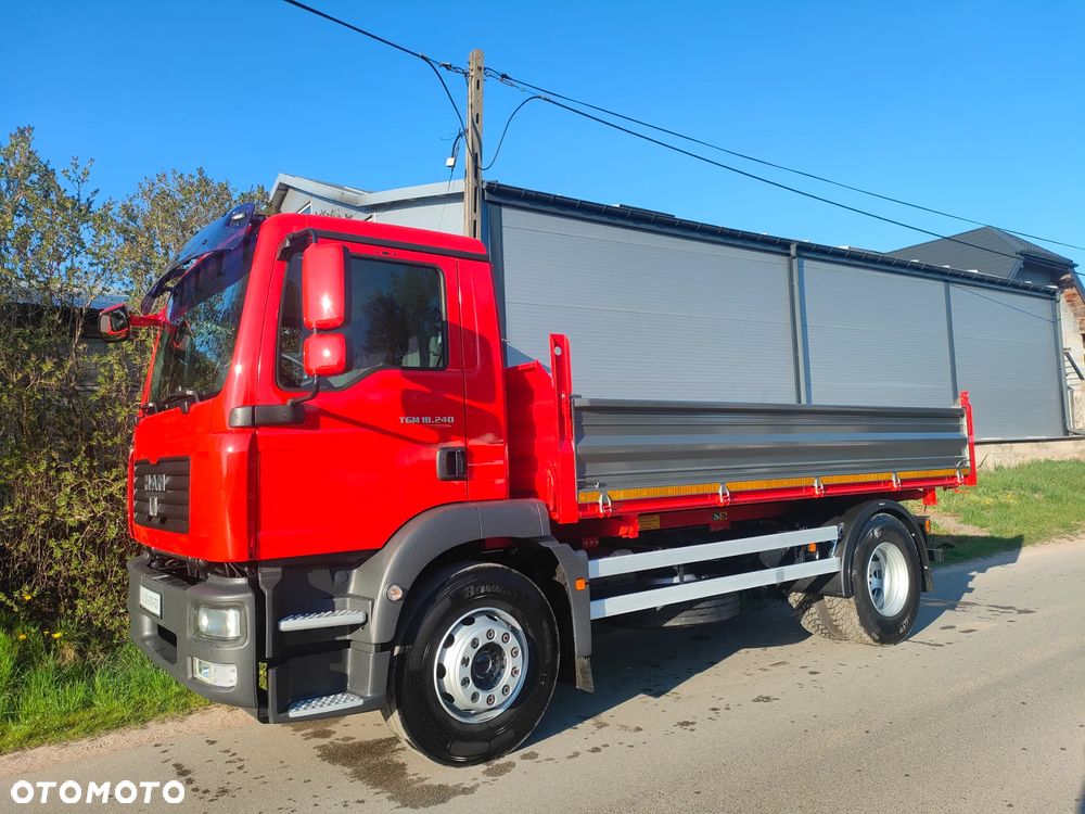 MAN TGM 18.240/ 15.240 TGL 12.240/12.250 AXOR ATEGO Mercedes LE - 10