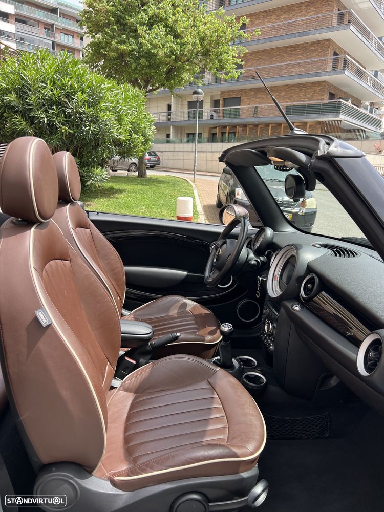 MINI Cabrio Cooper D Highgate - 39