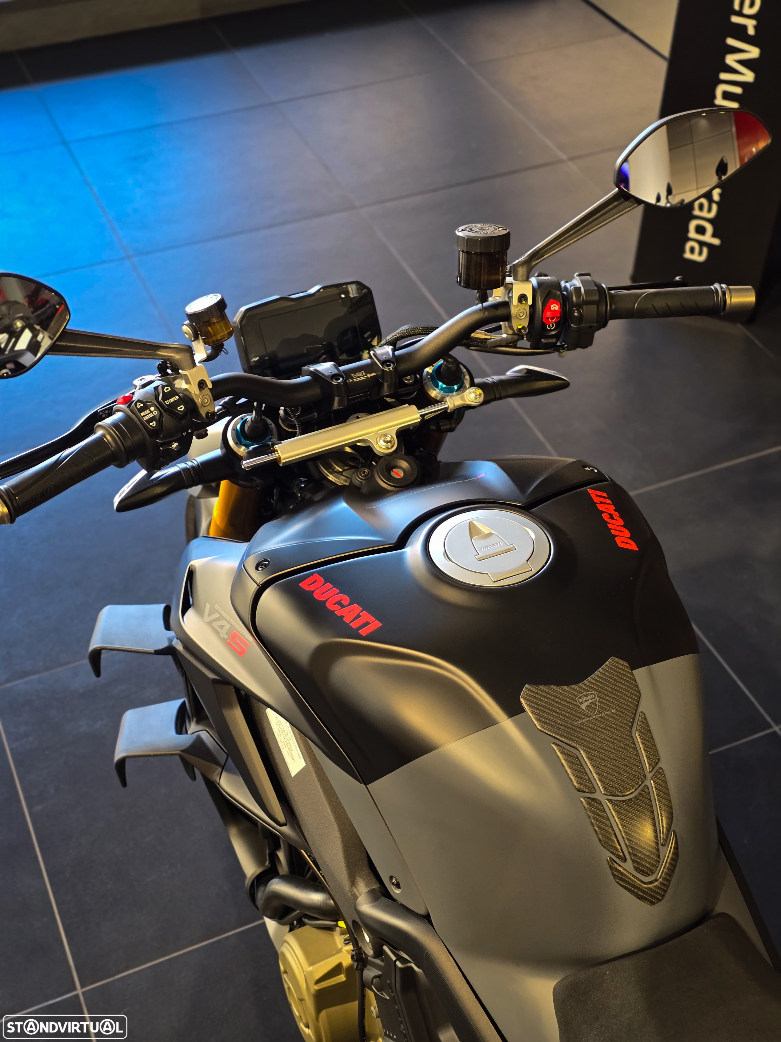 Ducati Streetfighter V4 S - 8