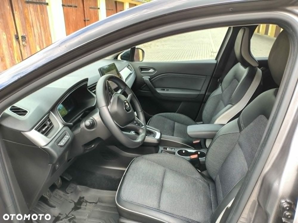 Renault Captur 1.3 TCe mHEV Techno - 12