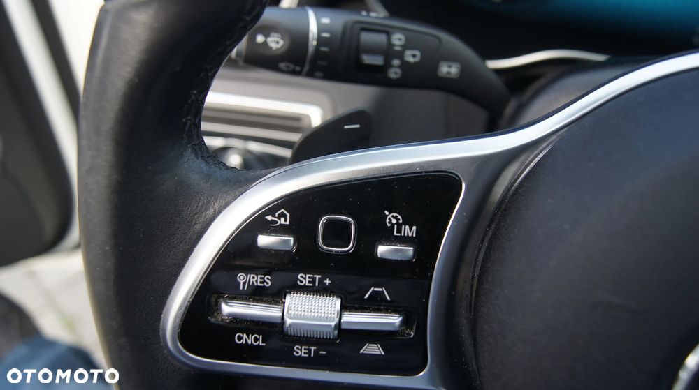 Mercedes-Benz Klasa C 220 d T 9G-TRONIC AMG Line - 16