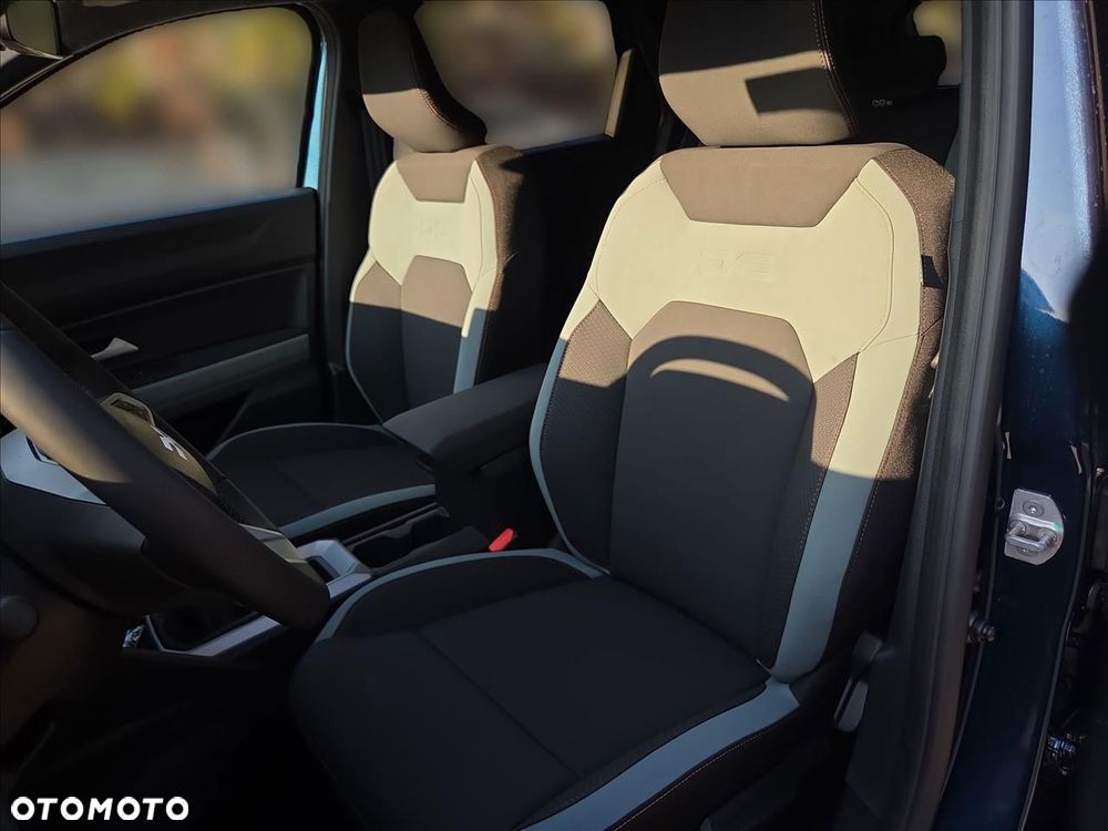 Dacia Bigster 1.2 mild hybrid-G Extreme - 11