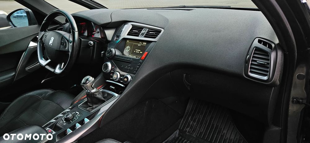 Citroën DS5 BlueHDi 150 So Chic - 5
