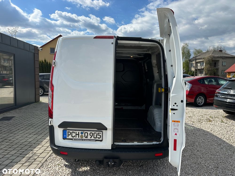 Ford TRANSIT CUSTOM - 10