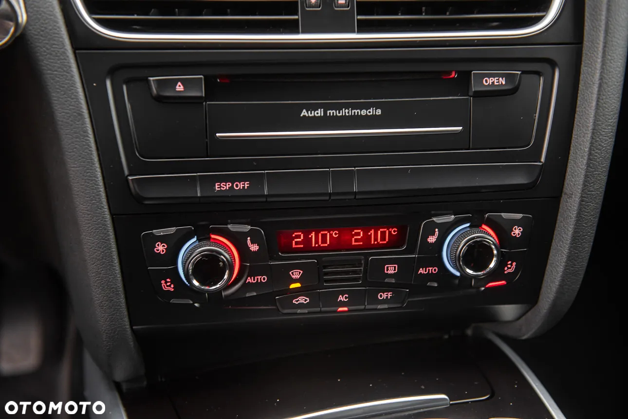 Audi A4 2.0 TFSI Quattro Line S tronic - 24
