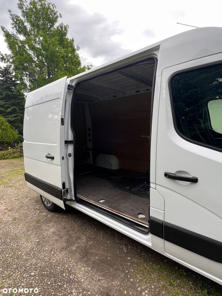 Renault Master III Furgon CONFORT F3500 L2H2 2,3 dCi 125 - 14